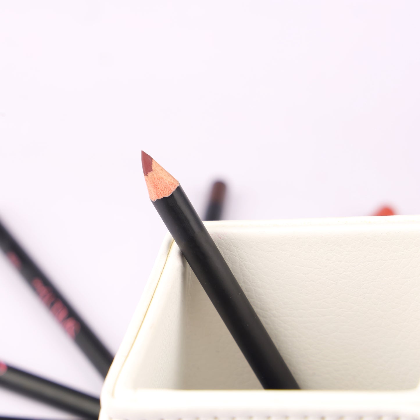 Sweet One Waterproof Lip Liner Sugar