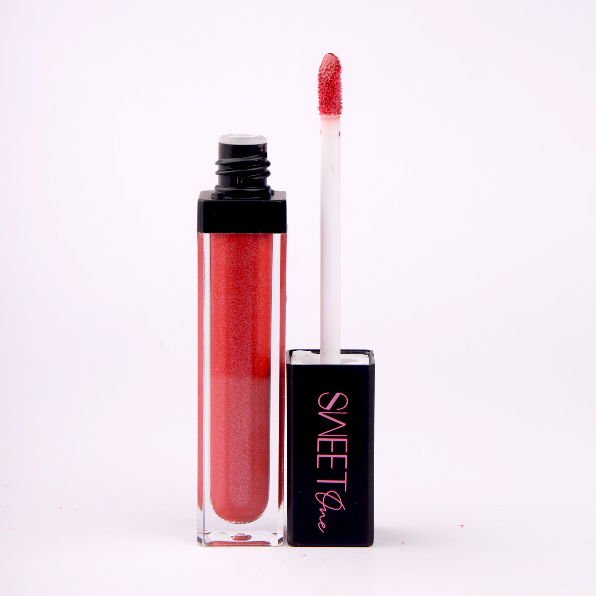 Sweet One Hydrating Lip Gloss Blossom