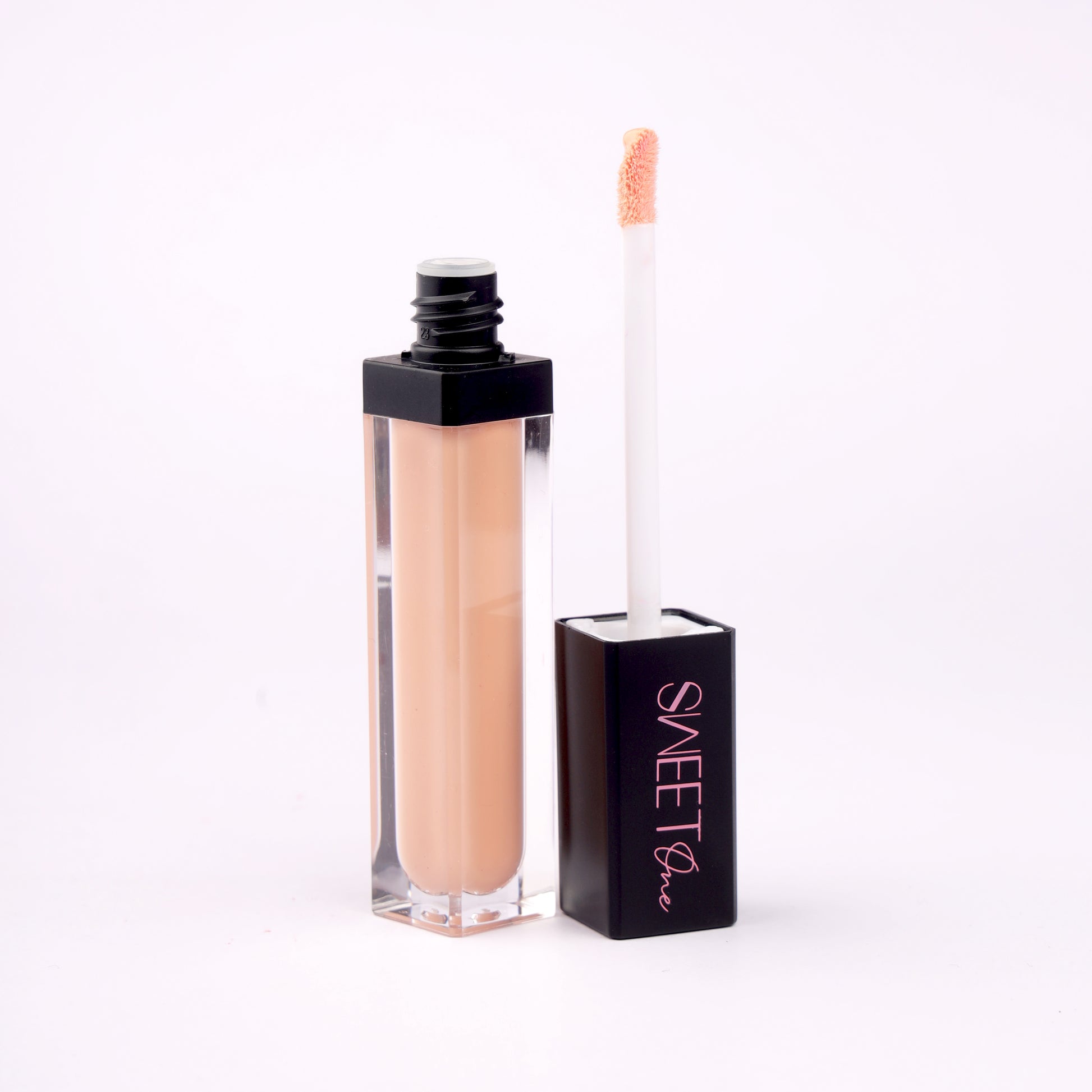 Sweet One Hydrating Lip Gloss Sand